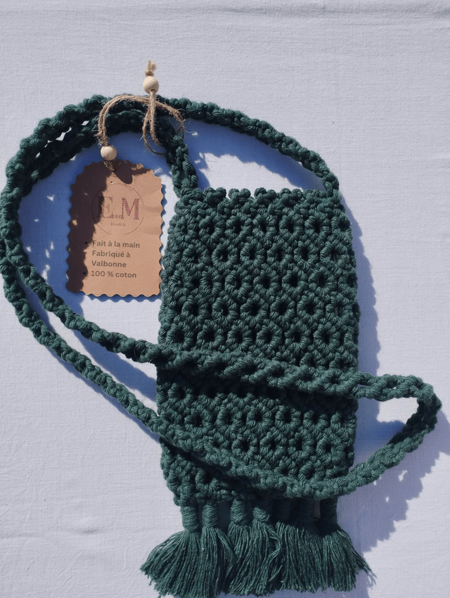Pochette pour téléphone faite à la main