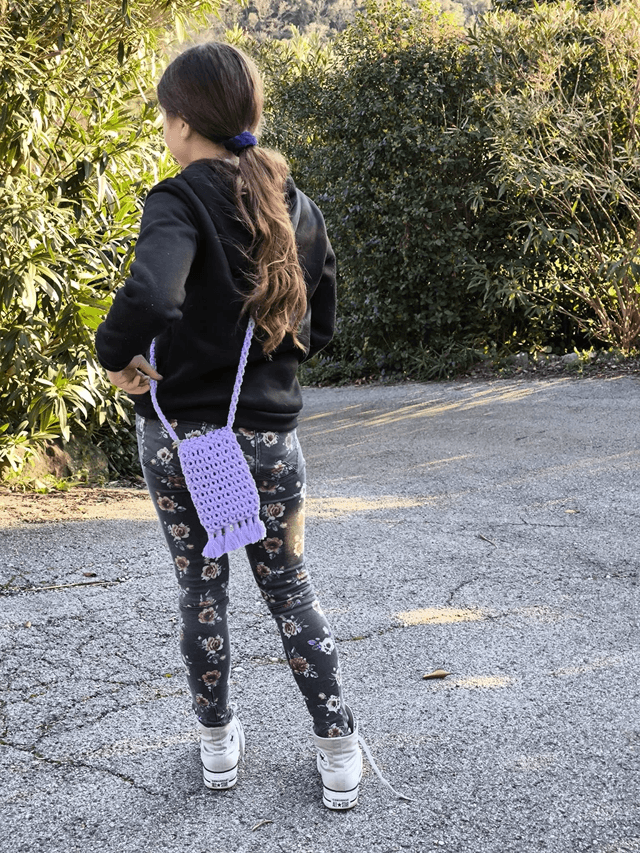 Pochette pour téléphone faite à la main